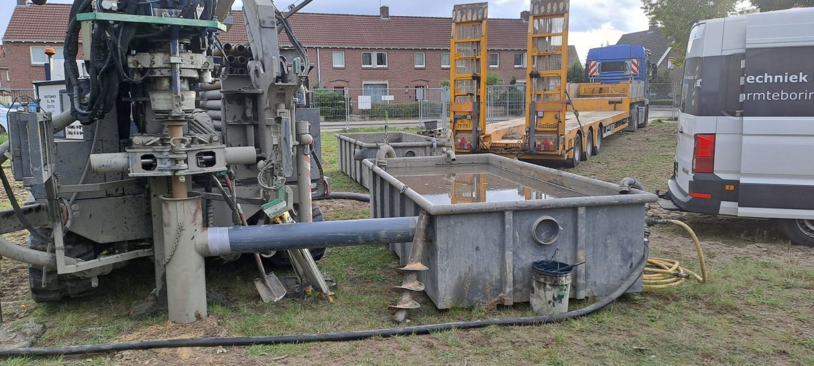 Boringen voor warmtepomp project Oss