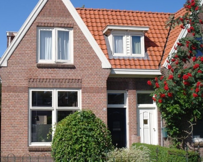 Gevelreiniging bij woning in Meppel